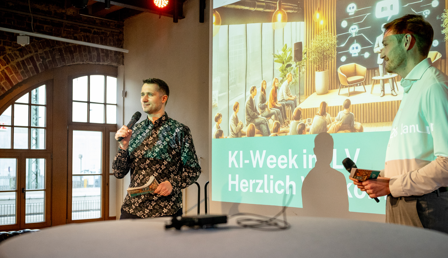 Organisers of the AI Week: left: Alexander Drößler, right: Justin Brinkmann